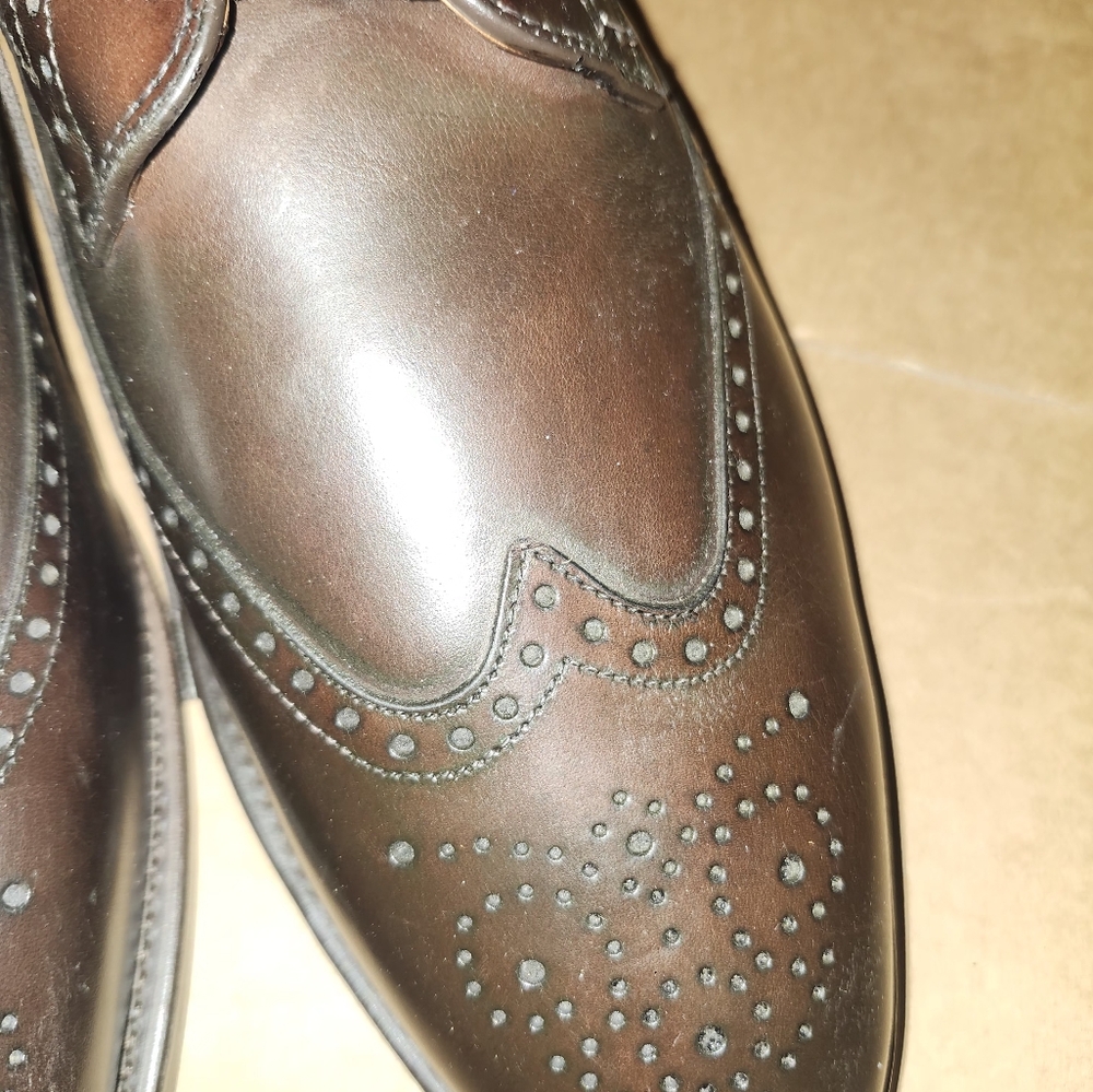 Allen edmonds 14d wingtip hilsdale no crease in vamp almost new - Picture 2 of 10